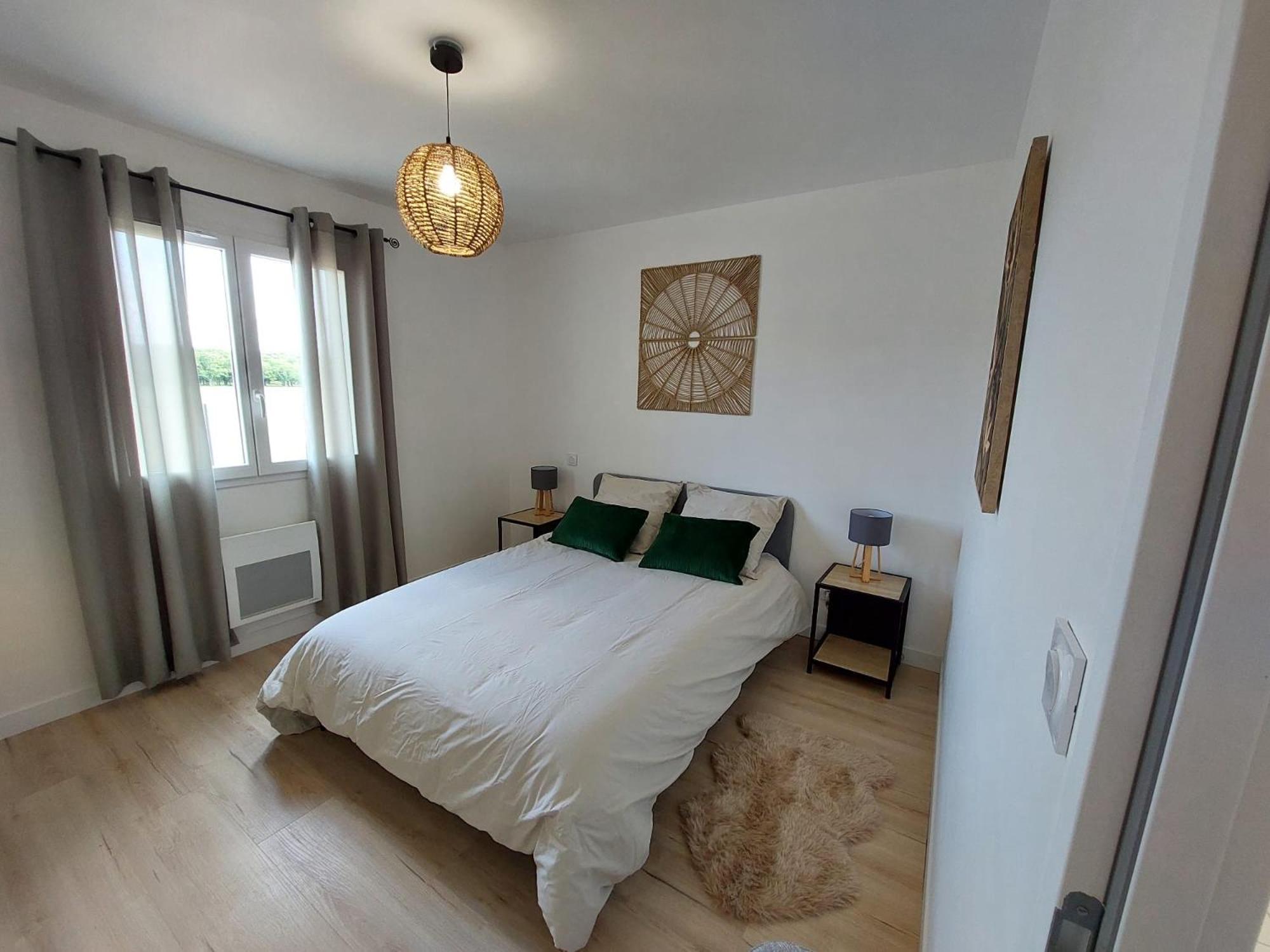 Maison Neuve A Bessens エクステリア 写真